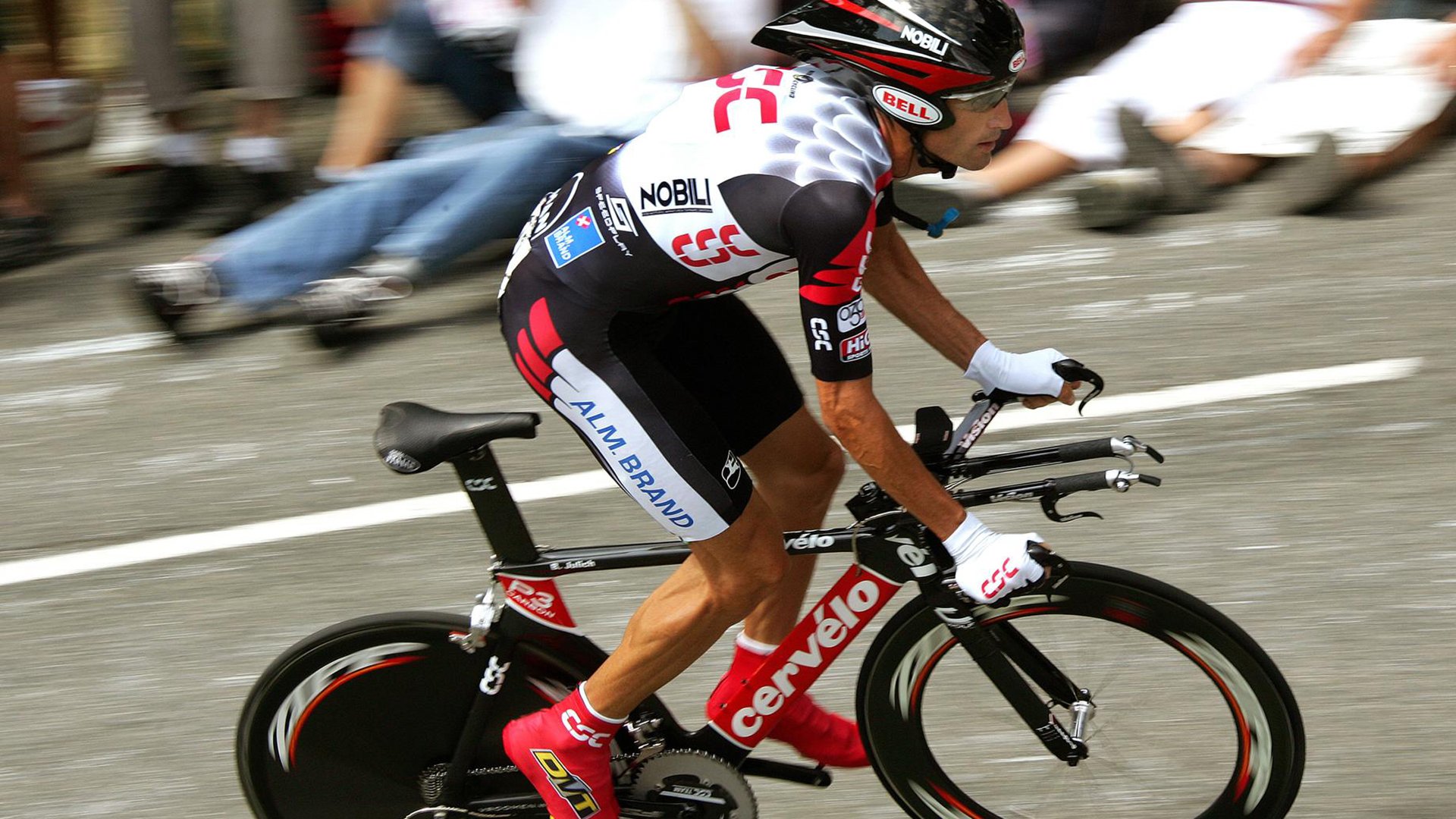 一秒之差：极致速度下的悬念，一秒之差的读音